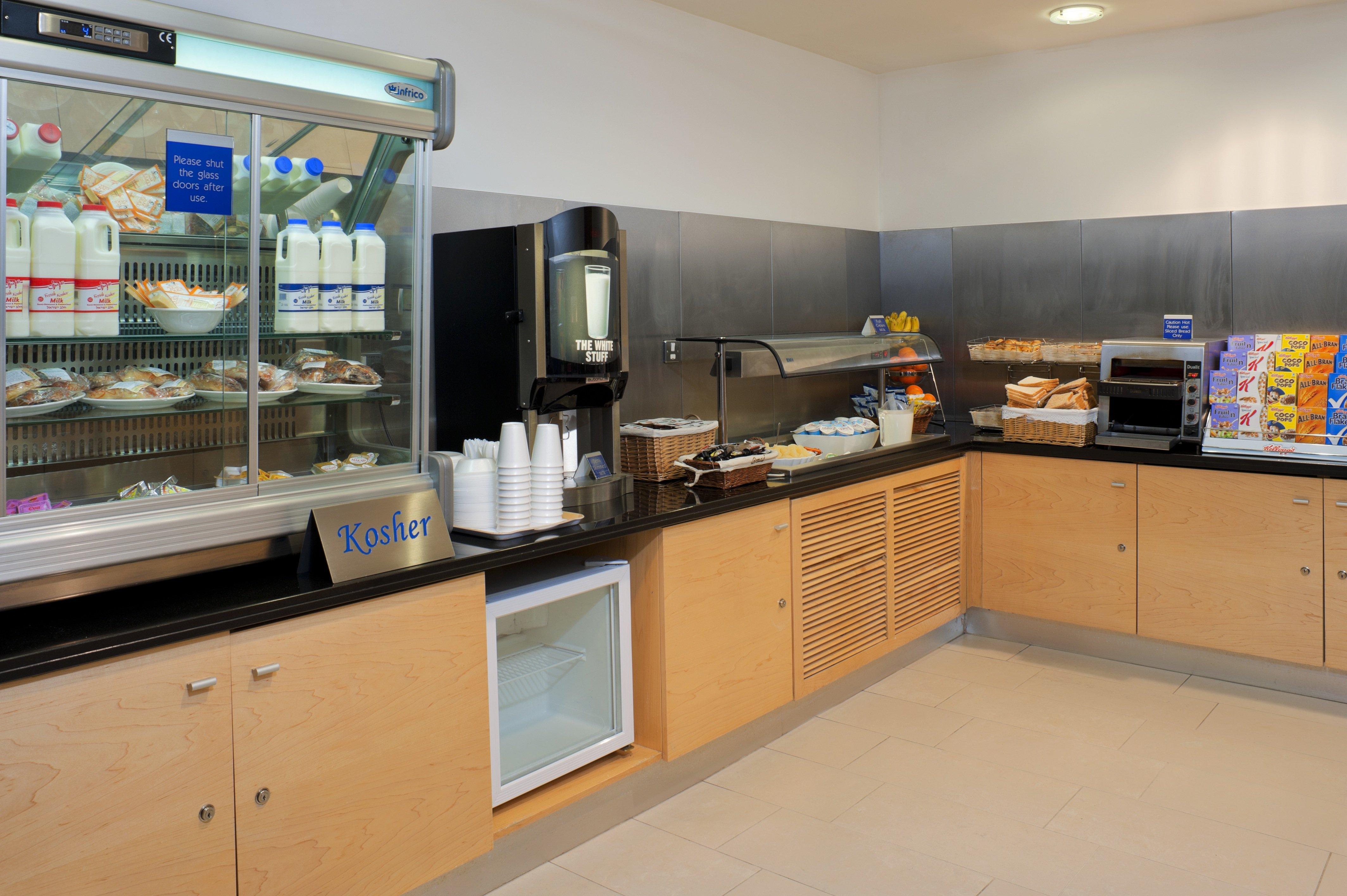 Holiday Inn Express London Golders Green, An Ihg Hotel Finchley Restaurant photo
