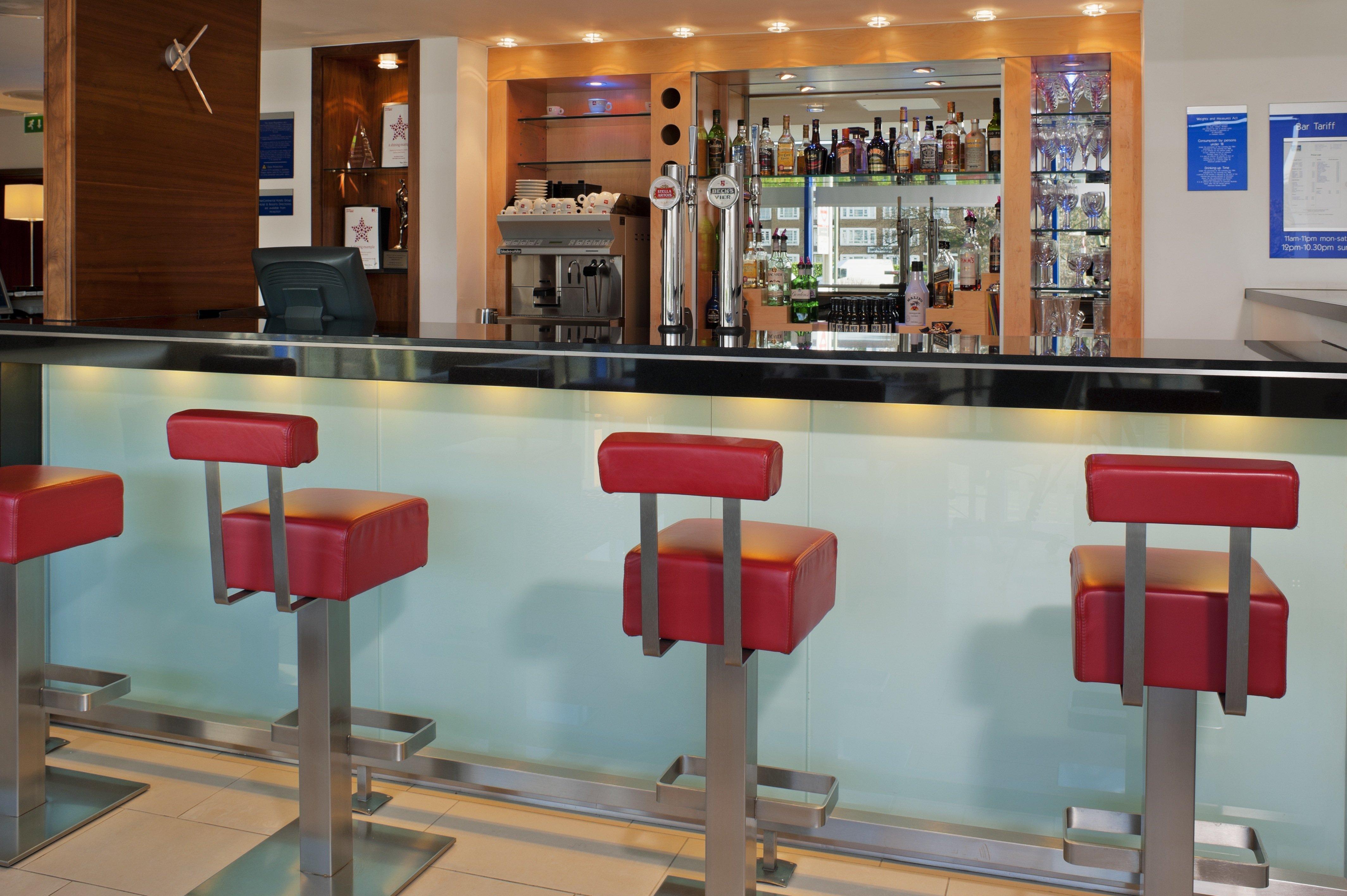 Holiday Inn Express London Golders Green, An Ihg Hotel Finchley Exterior photo