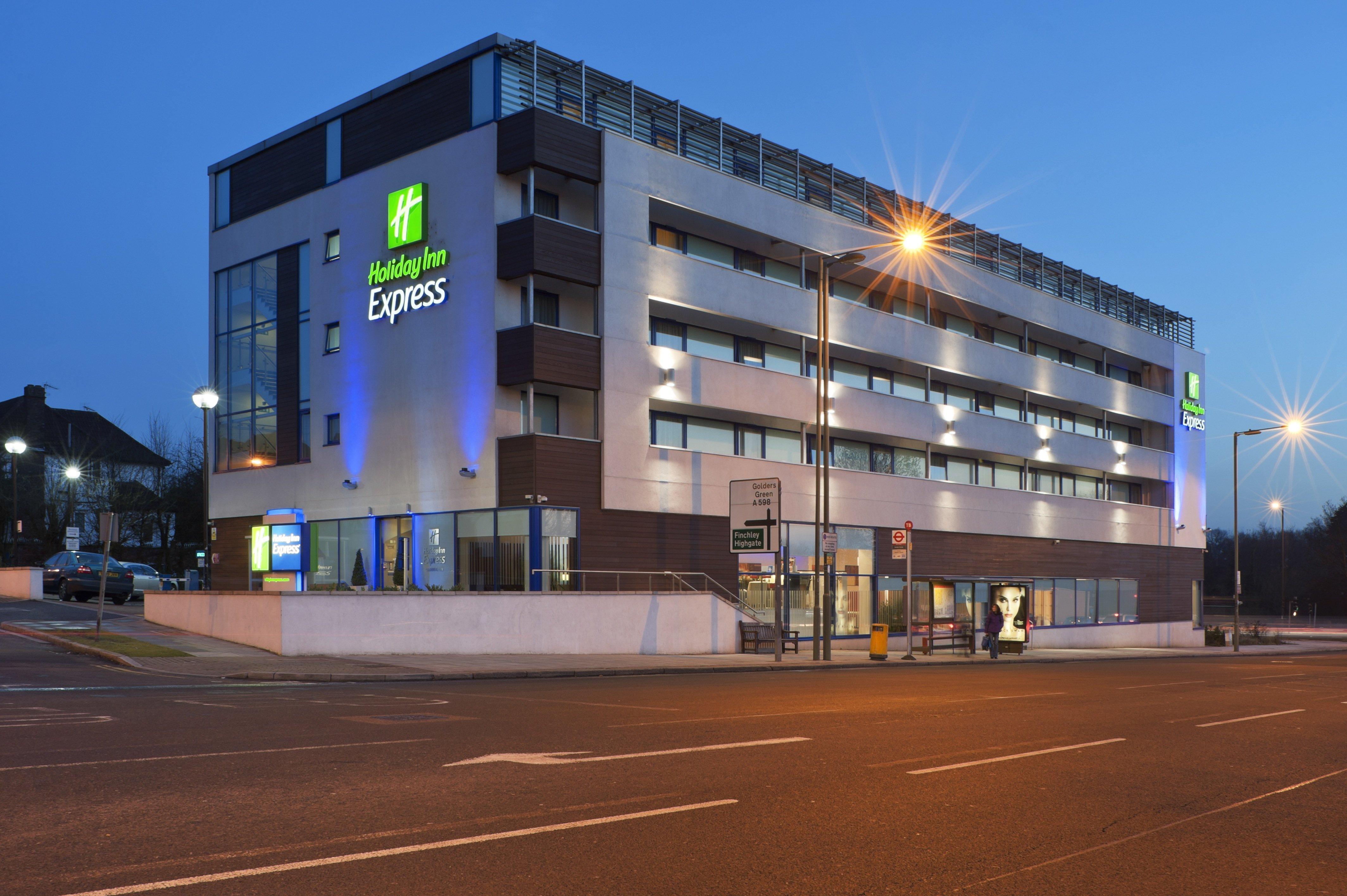 Holiday Inn Express London Golders Green, An Ihg Hotel Finchley Exterior photo