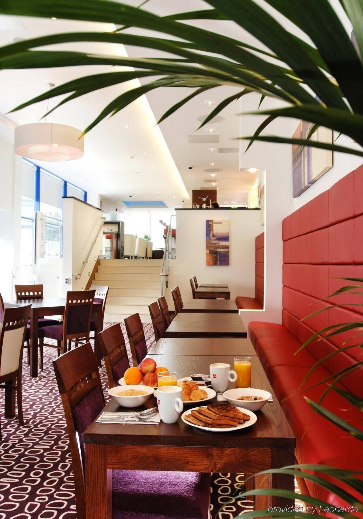 Holiday Inn Express London Golders Green, An Ihg Hotel Finchley Exterior photo